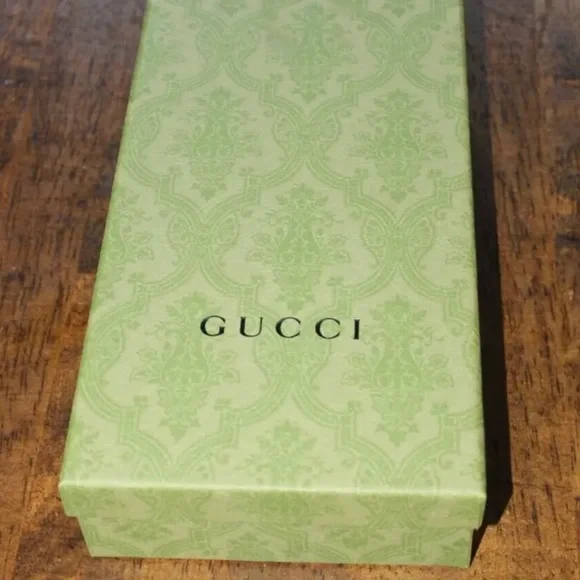 Authentic Gucci Marmot Wallet gold hardware - Picture 3 of 6